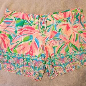 Lilly Pulitzer Shorts - Size XL